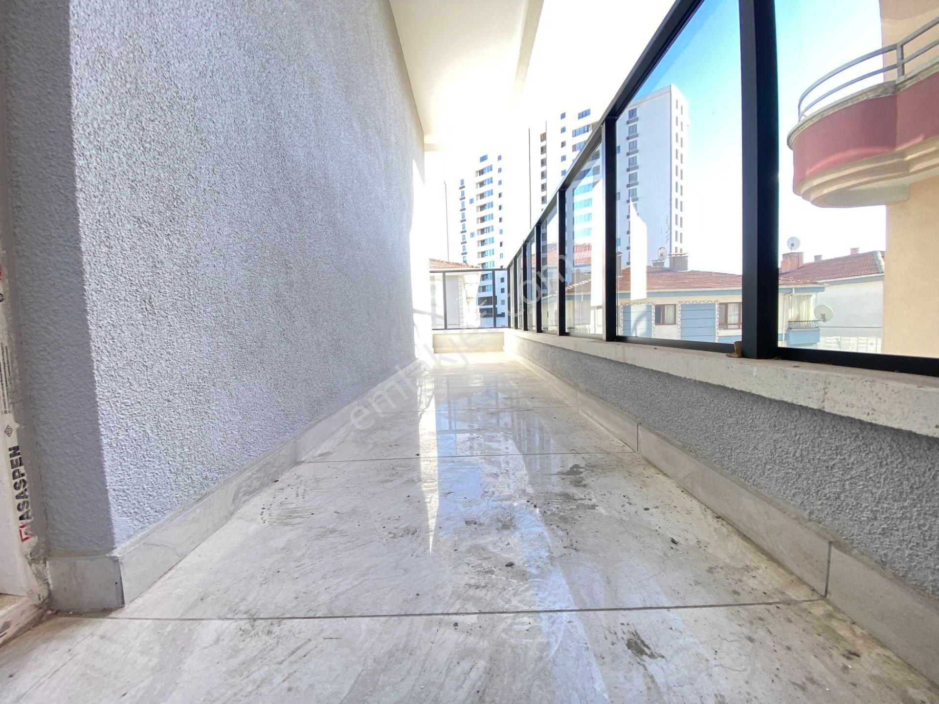 Gökçe Emlak'tan Saray Merkezde Satılık 4+1 Ultralüx Daire - Görsel 19