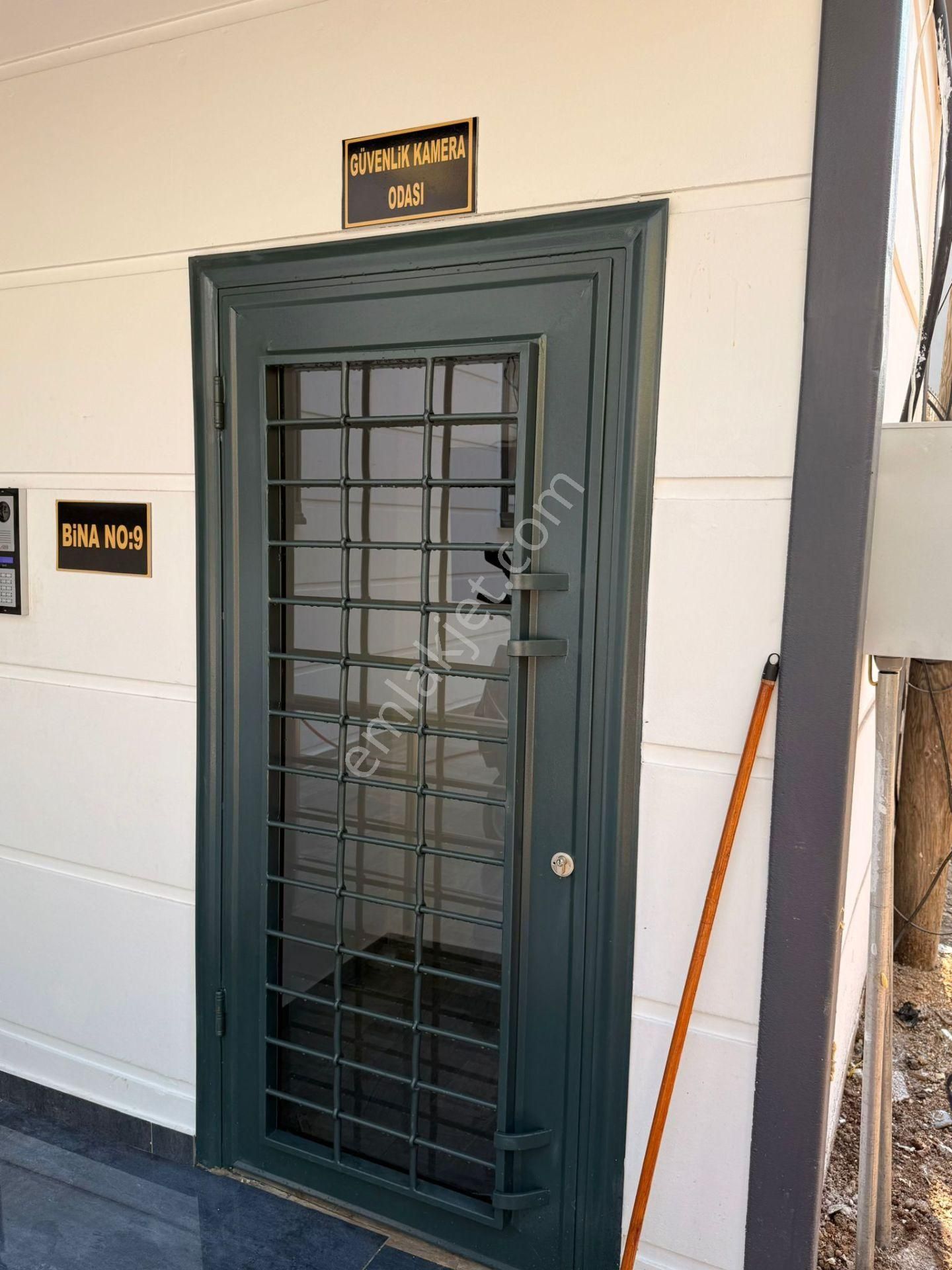 29 Daire*5 Kat*satılık Sıfır Rezidans 1+1 Ve 2katlı 12adet 1+1 Yeşilyurt 420m2 Arsa Komple Bina - Görsel 19