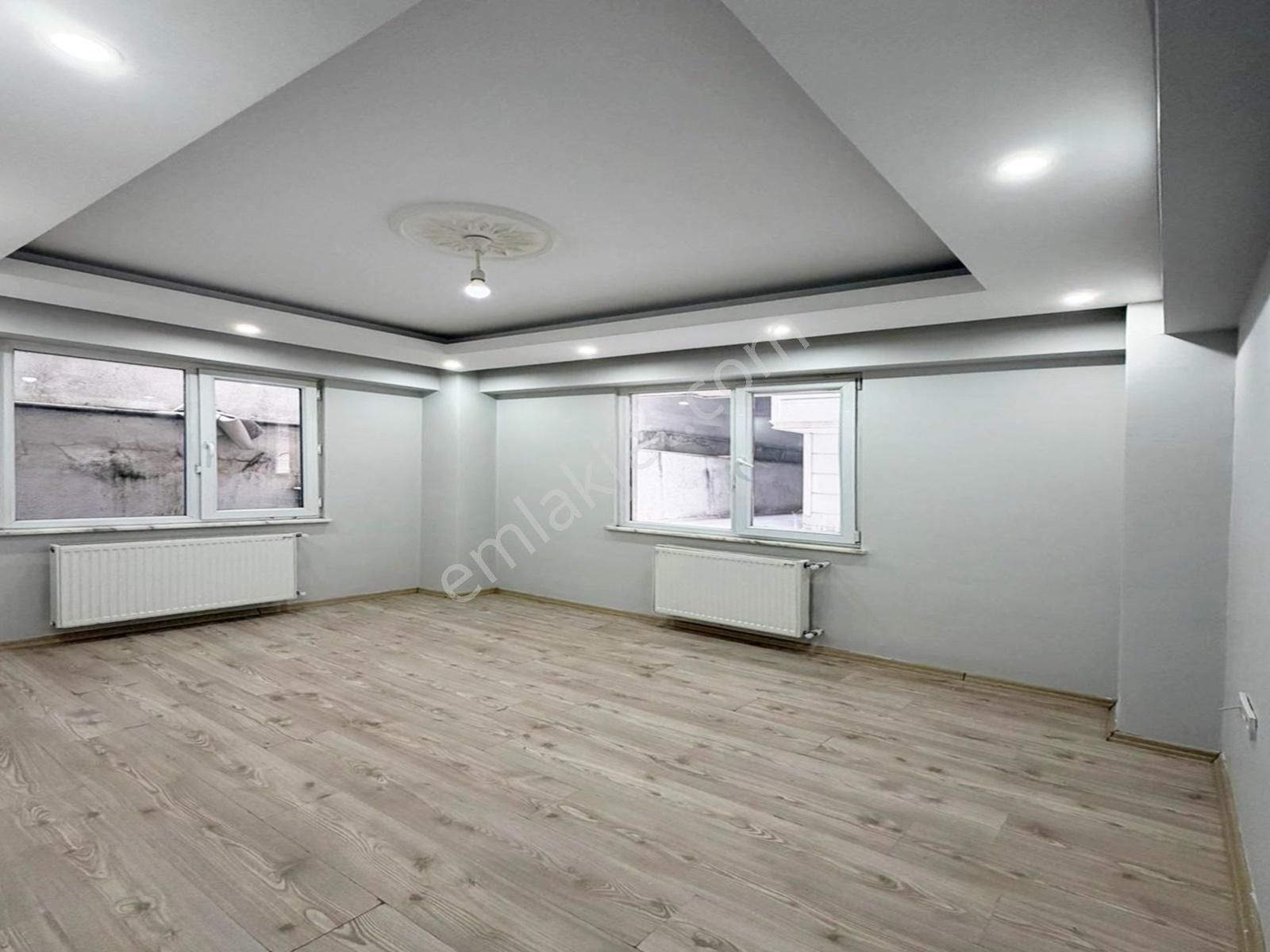 Boss Yapı'dan Eminevime Uygun Emsallerinin Altında 2+1 Daire