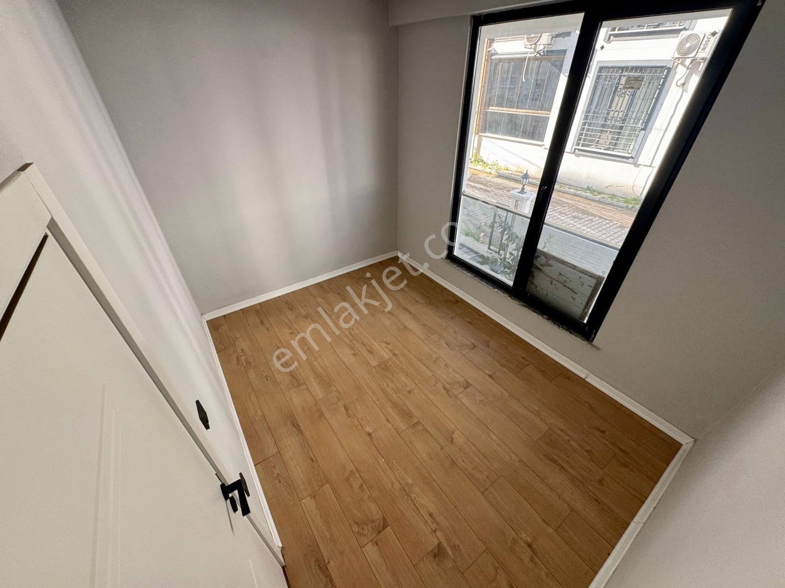 🏡 Referans'tan Akçay'da Ara Kat Ön Cephe Şık Tasarımlı 2+1 Daire - Görsel 19