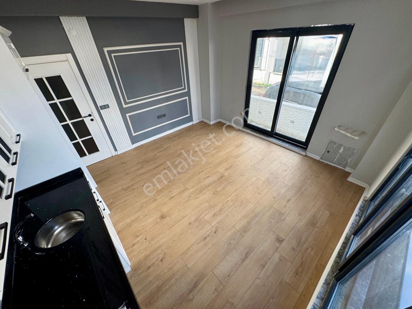 🏡 Referans'tan Akçay'da Ara Kat Ön Cephe Şık Tasarımlı 2+1 Daire - Görsel 7