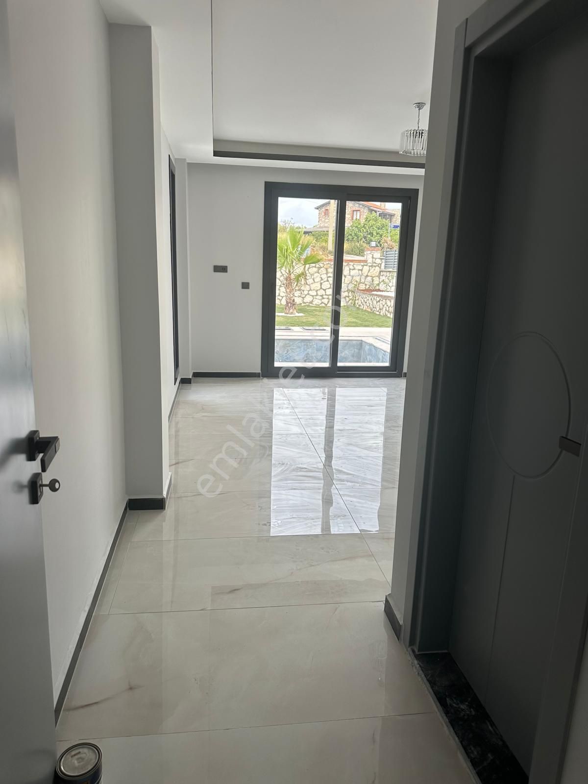 Aydın Didim Seyrantepe Satılık 4+1 600 M2 Arsa İçerisinde Havuzlu Geniş 2 Ebeveyn Banyolu Müstakil - Görsel 12