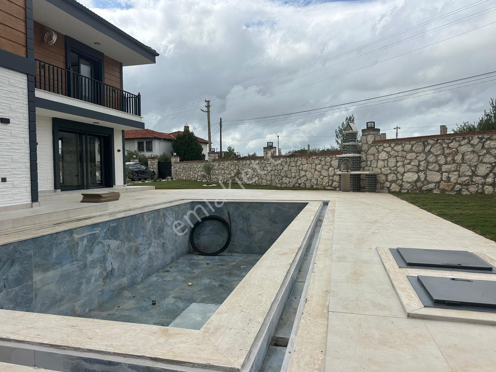 Aydın Didim Seyrantepe Satılık 4+1 600 M2 Arsa İçerisinde Havuzlu Geniş 2 Ebeveyn Banyolu Müstakil - Görsel 7