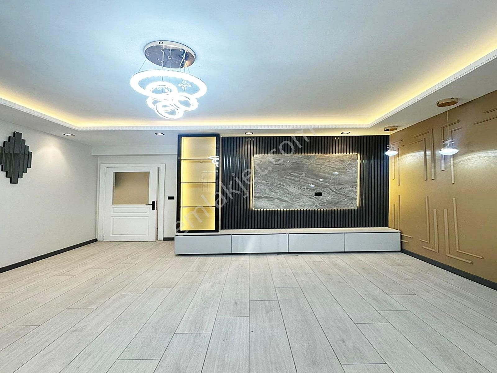 Boss Yapı'dan Eşsiz Lokasyonda Lüks Tasarım Dev M² 2+1 Daire - Görsel 17