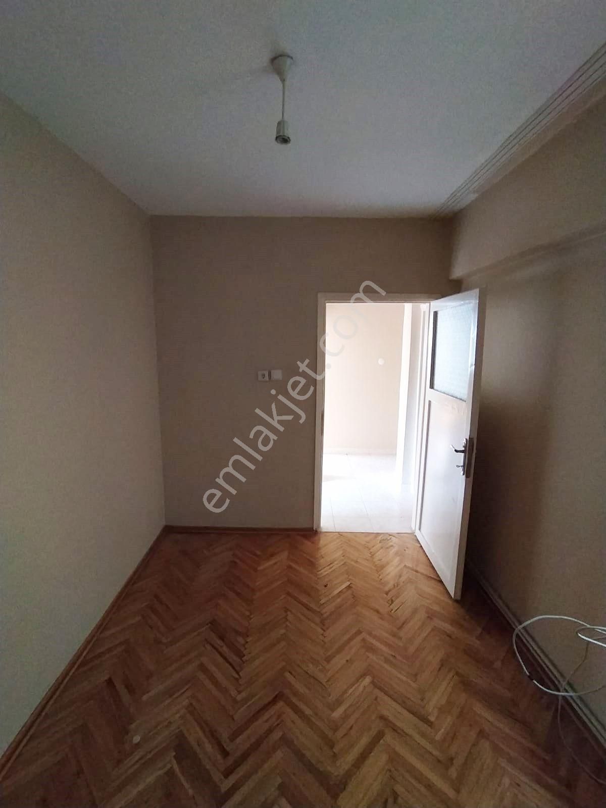 Mertcan Dan Yakacık Meydana Yürüme Arakat 3+1 Balkonlu Kiralık - Görsel 13