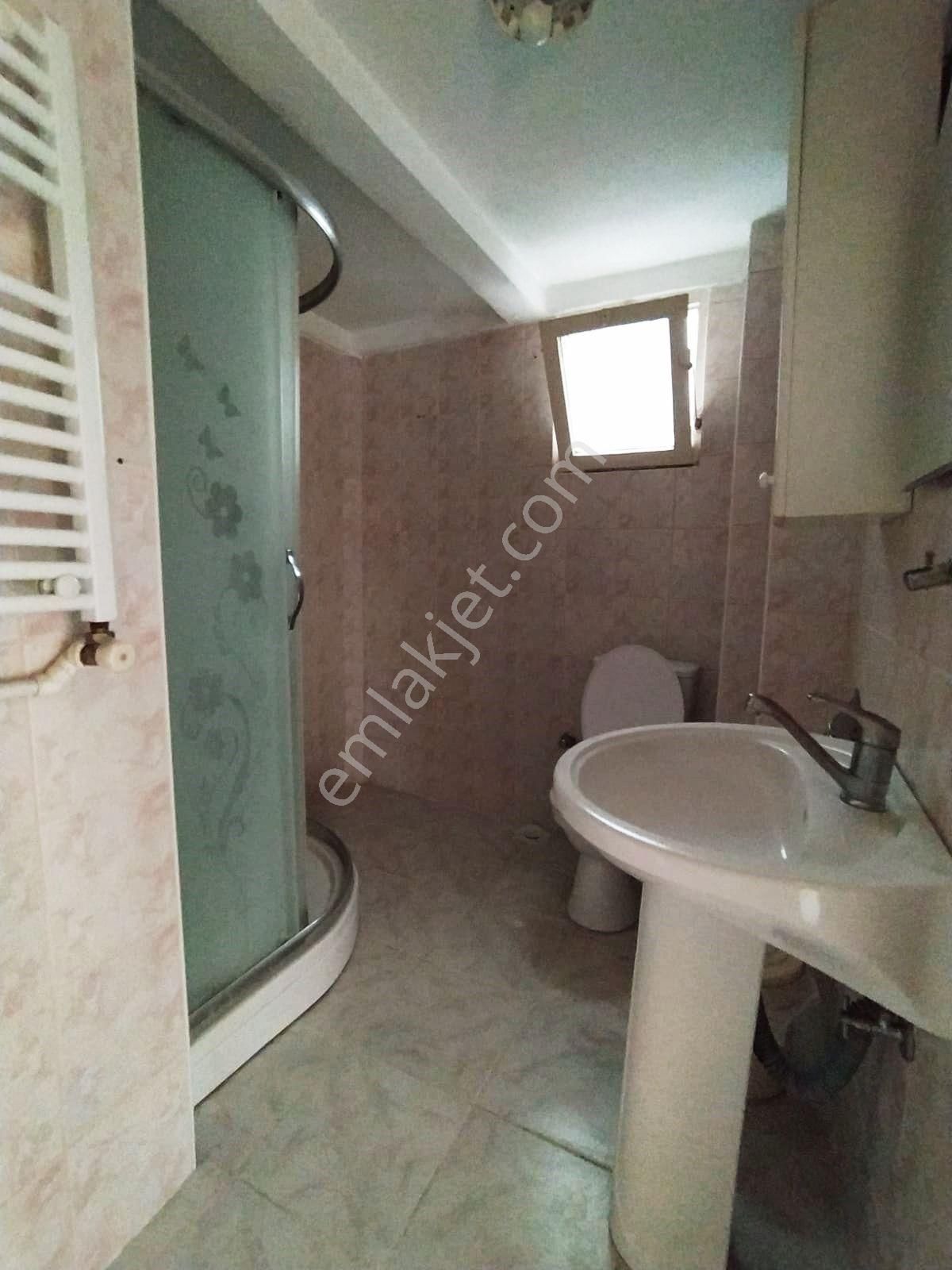 Mertcan Dan Yakacık Meydana Yürüme Arakat 3+1 Balkonlu Kiralık - Görsel 20