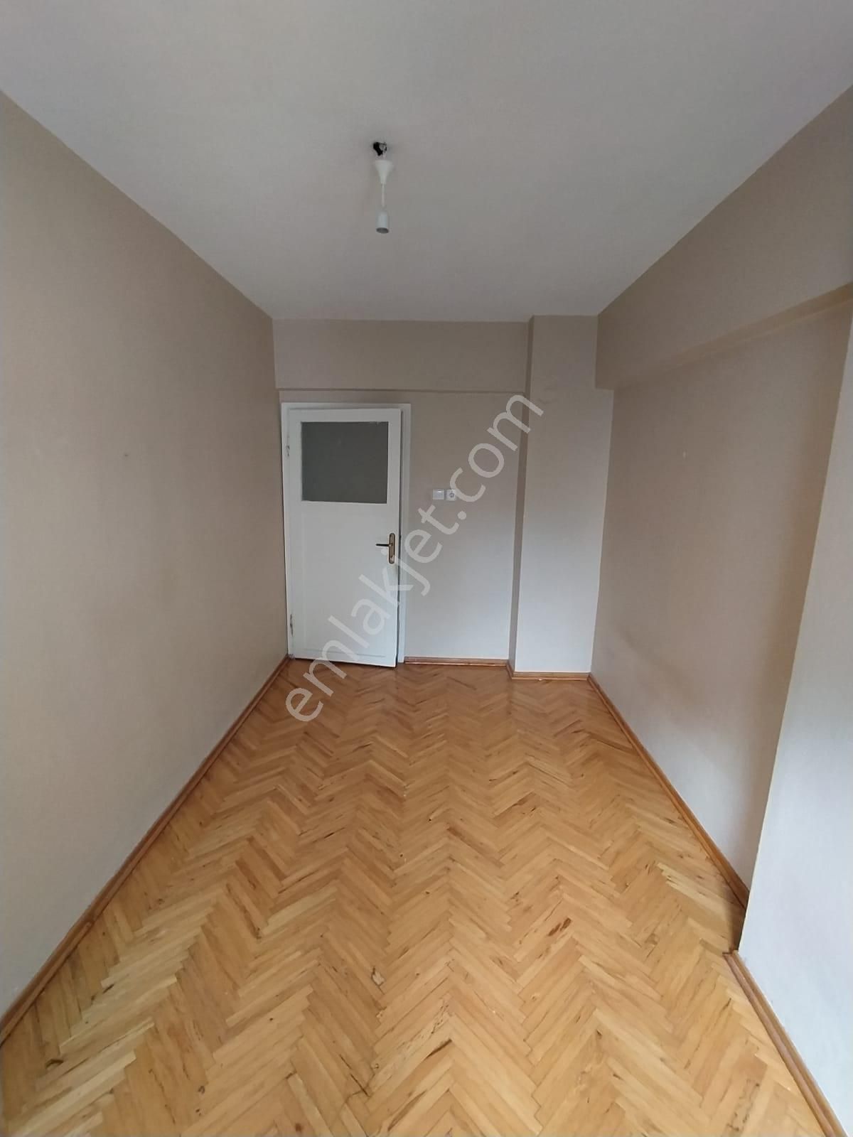 Mertcan Dan Yakacık Meydana Yürüme Arakat 3+1 Balkonlu Kiralık - Görsel 16