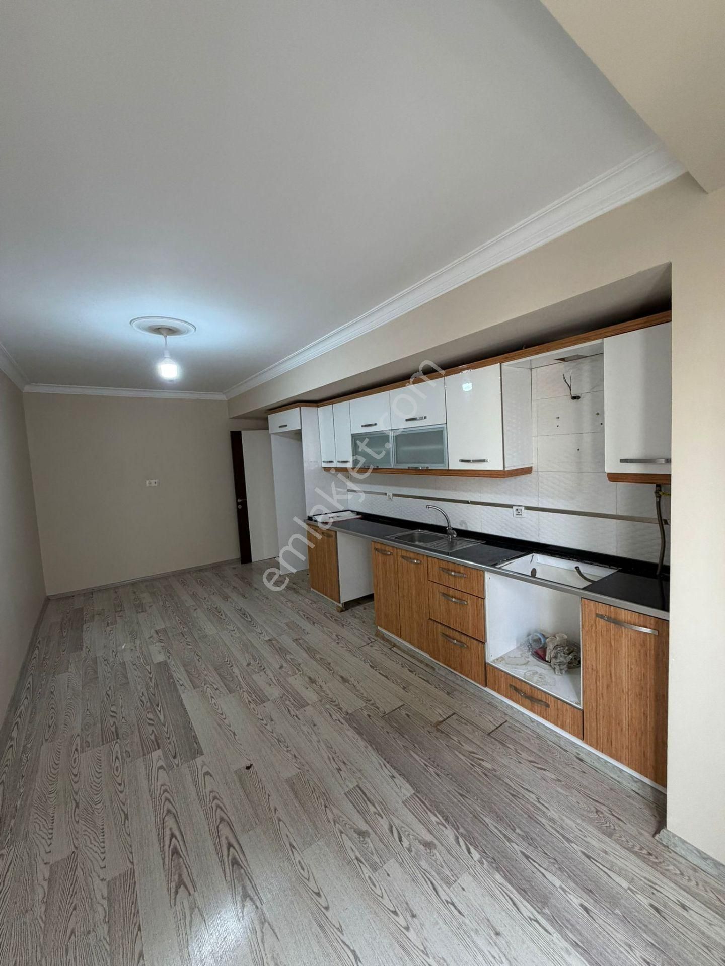 Buca Fırat Mah. 2+1 130 M2 Kapalı Mutfak Doğalgazlı Kiralık Lüks Daire - Görsel 2