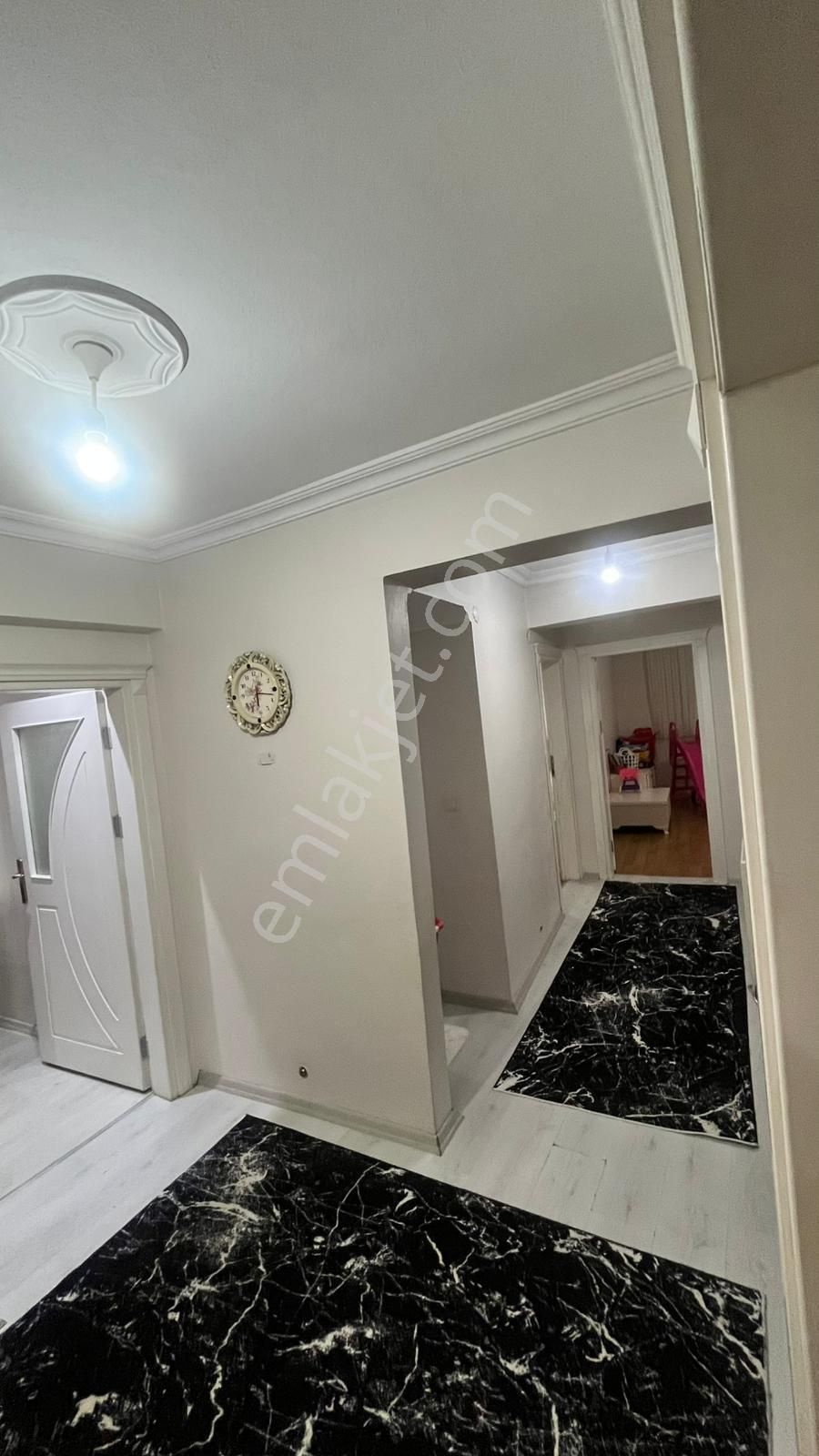 Esentepe 3+1 Emsalsiz Büyüklükte 130m² Hoca Ahmet Yesevi Cadde Üzerinde - Görsel 13