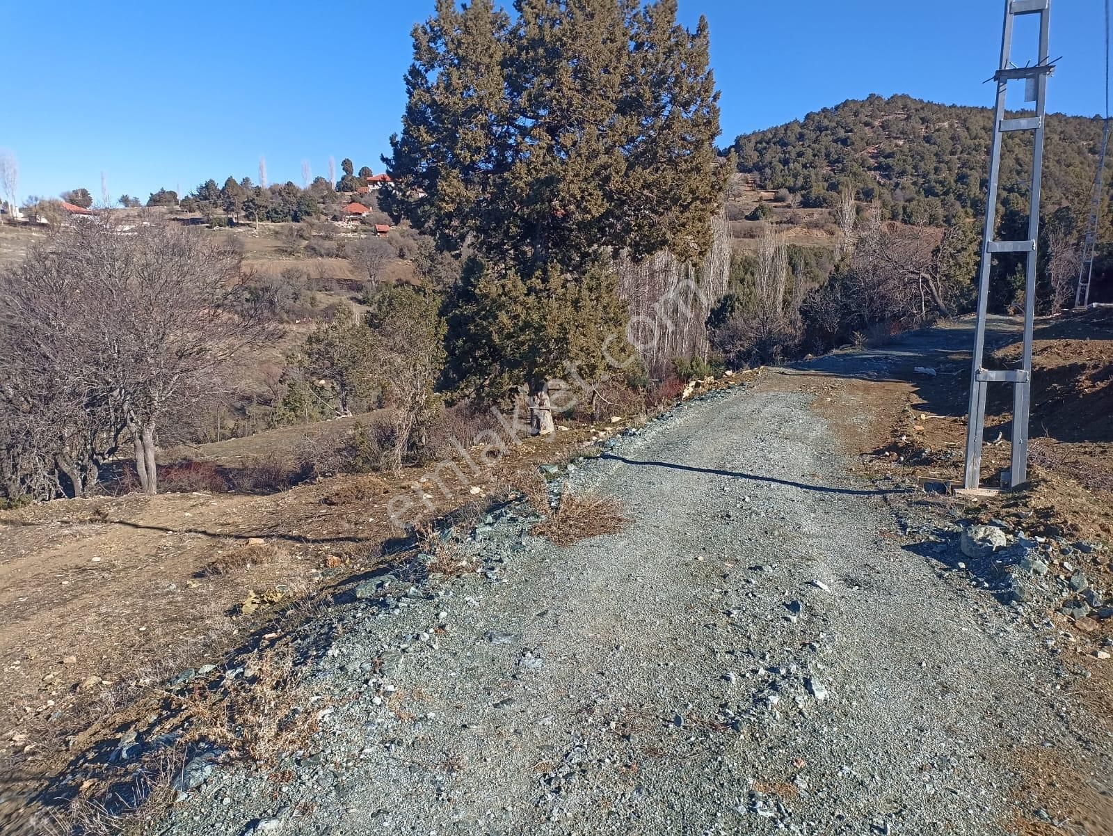 Muğla Seydikemer Boğalar Mah. Mükemmel Arazi Satışta 1952 M2 - Görsel 4