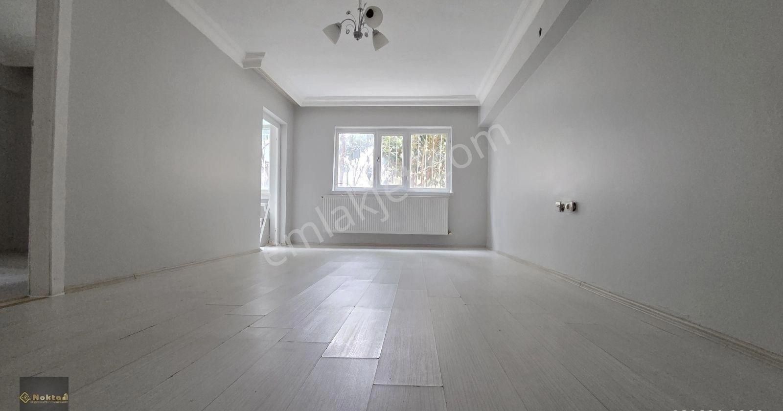 Etimesgut Elvanda 100m2//kot// 2+1 Masrafsız Boş Satılık Daire