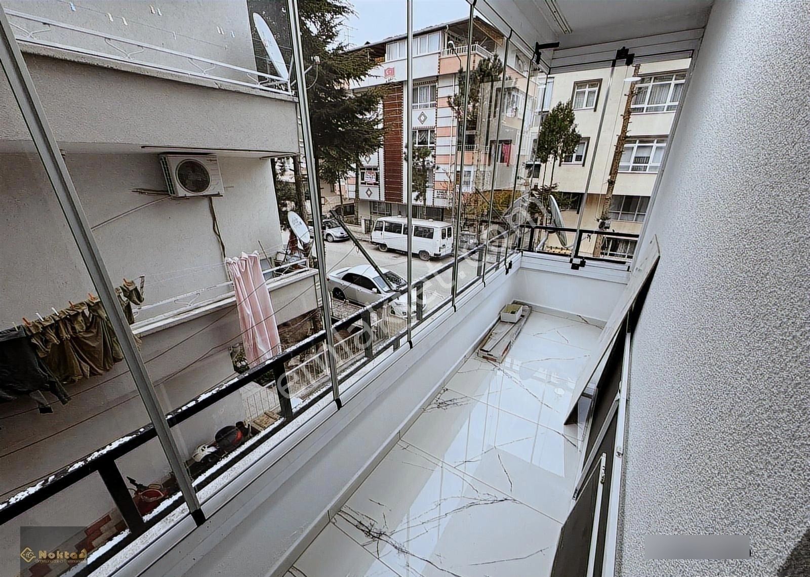 30 Ağustos Mahallesinde 3+1//120m2 Yapılı-ön Cephe-merkezi Konum - Görsel 31