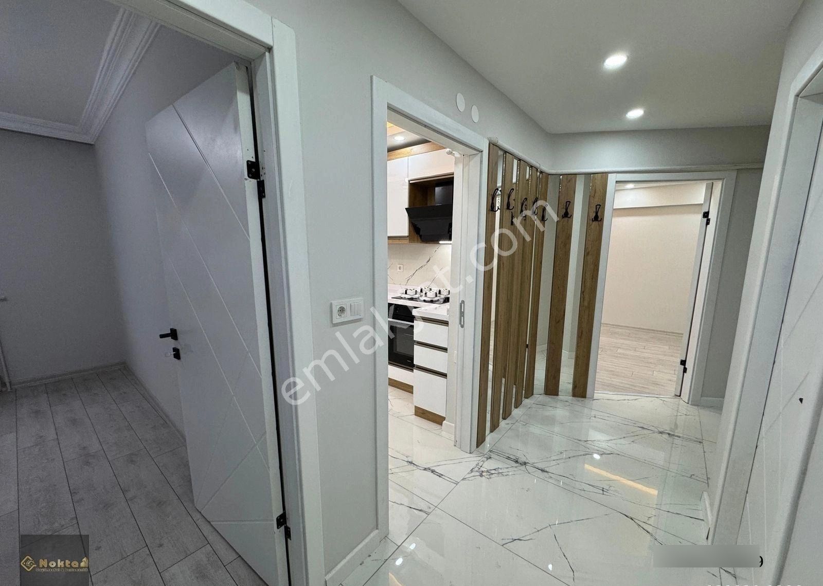 30 Ağustos Mahallesinde 3+1//120m2 Yapılı-ön Cephe-merkezi Konum - Görsel 4