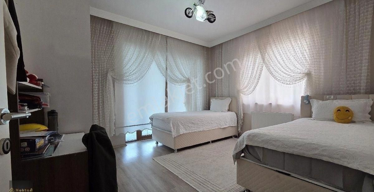 Etimesgut Ayyıldızda Siteiçinde Geniş Peyzaj Geniş Balkon Yeterli Otopark 160m2 3+1 Satılık Daire - Görsel 14