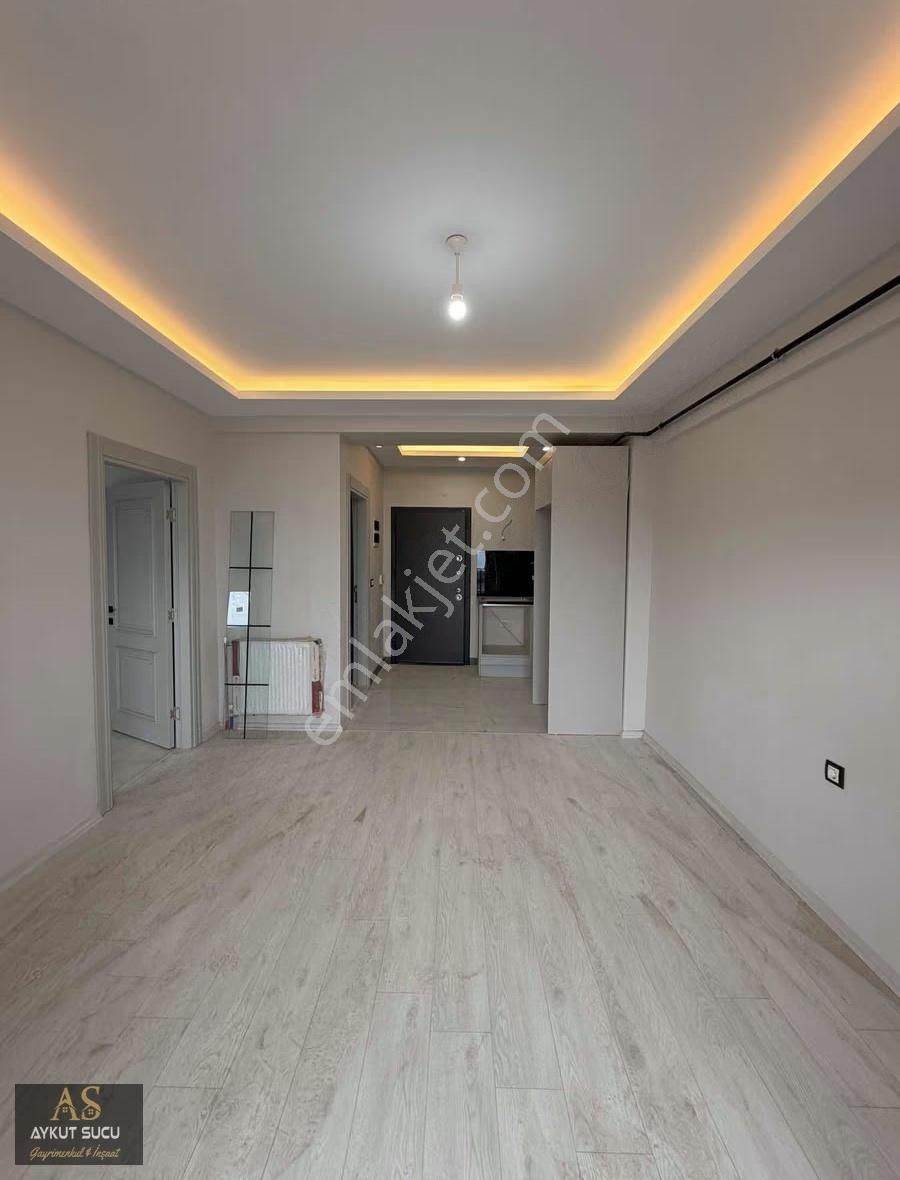 Sıfır 1+1 | Brüt 43 M² | Balkonlu | Asansörlü | Ana Cadde - Görsel 3