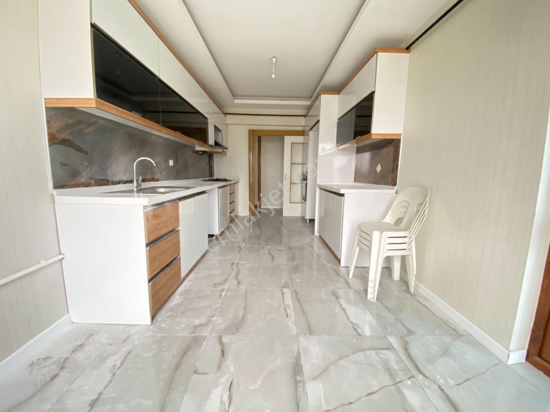 Gökçe Emlak'tan 8.kat Giysi Odalı Ebeveyn Banyolu Ultralüx 4+1 - Görsel 6