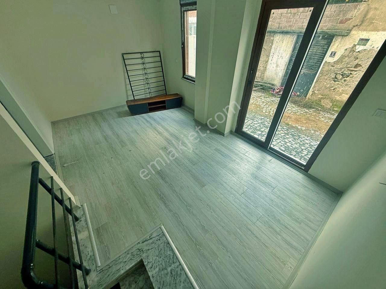 Uytundan Gürede Doğa İle İçiçe Kupon 3+1 Ters Dubleks Daire - Görsel 23
