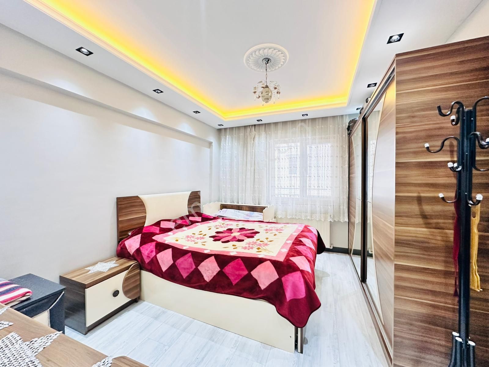 Kalecik Emlak'tan Geniş Ve Ferah G.cephe Lüx Yapılı 3+1 Daire - Görsel 17