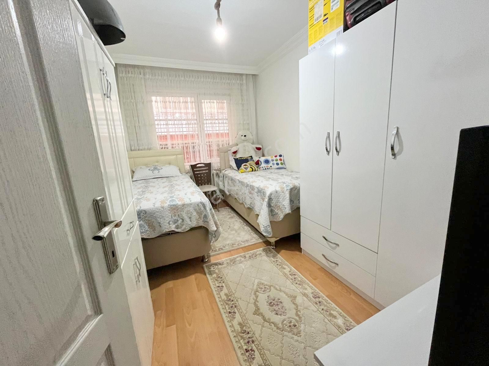 Şafak'tan Tepebaşı H.b.veli Köprüsü Üstü 2+1 Bağımsız Balkonlu - Görsel 14