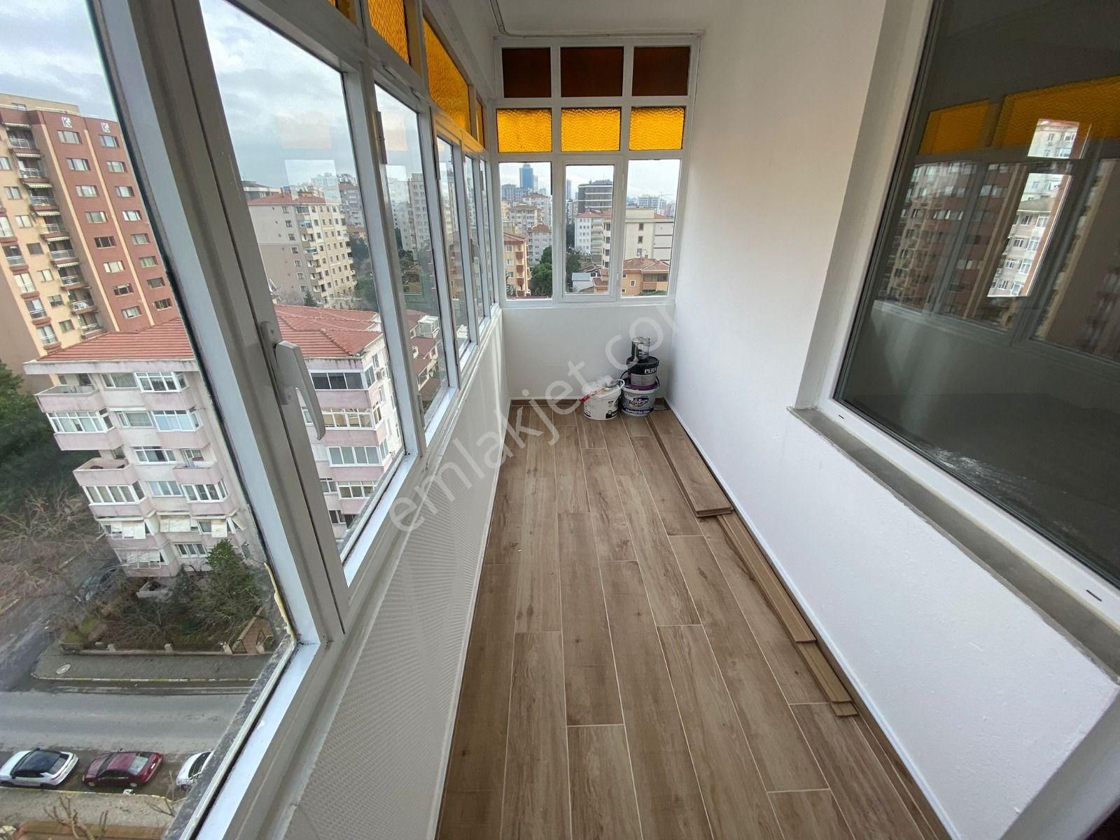 Poyraz'dan Kozyatağı'nda Koru Manzaralı Çift Balkonlu 145 M2 3+1 - Görsel 19