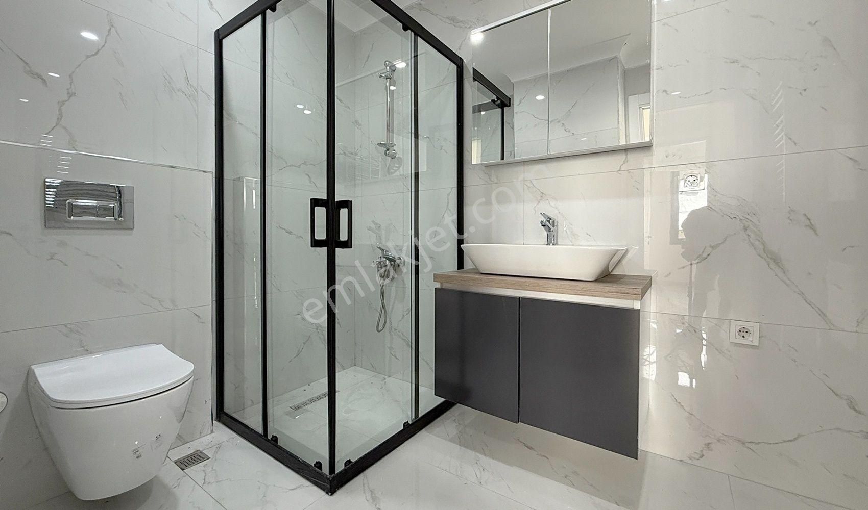 Weal World' Den Bahçelievler De K.otoparklı, Butik Sitede, Geniş 3+1 ... - Görsel 23