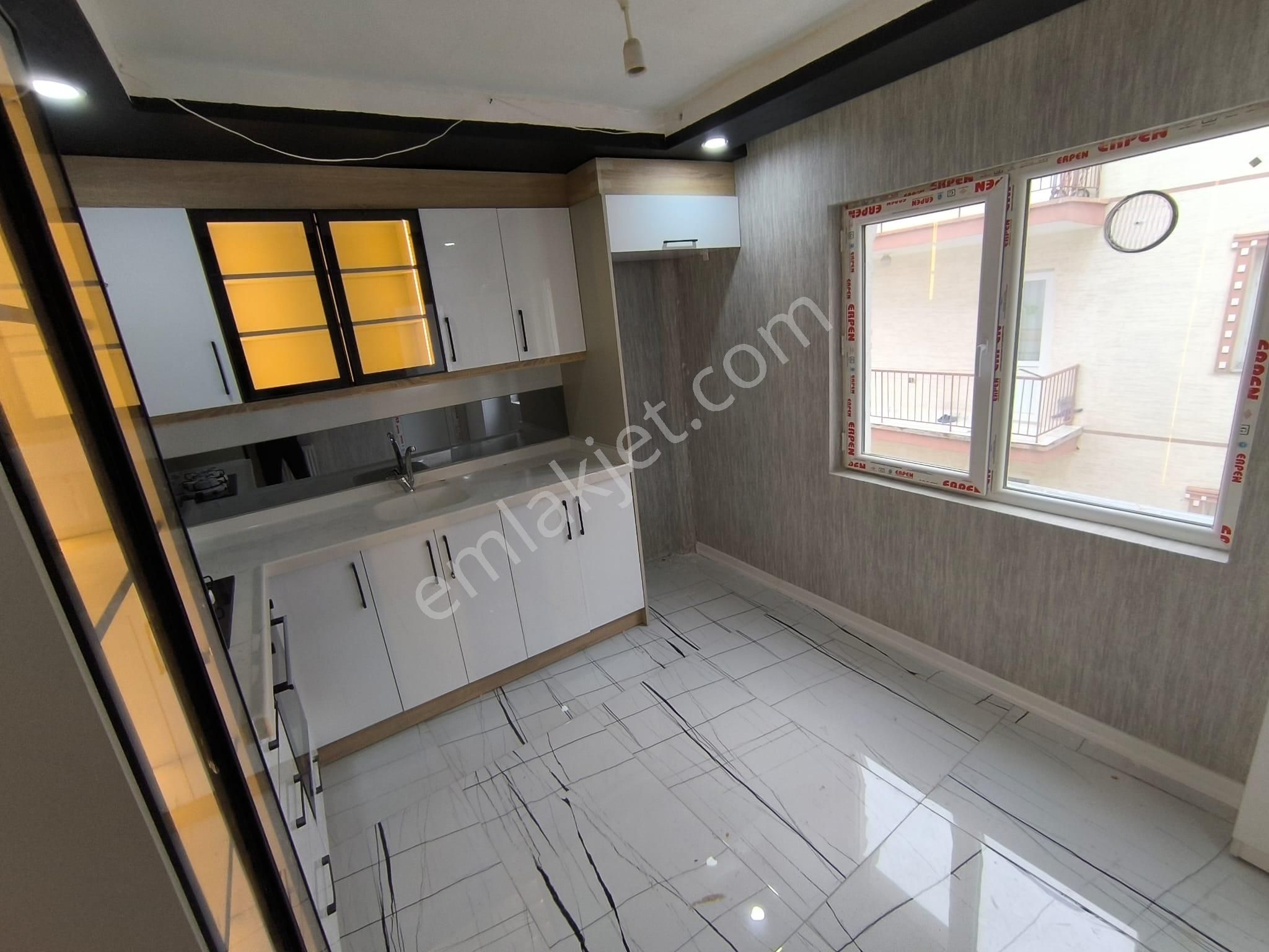 Plevne Mahallesin'de Full Yapılı Satılık Daire - Görsel 3