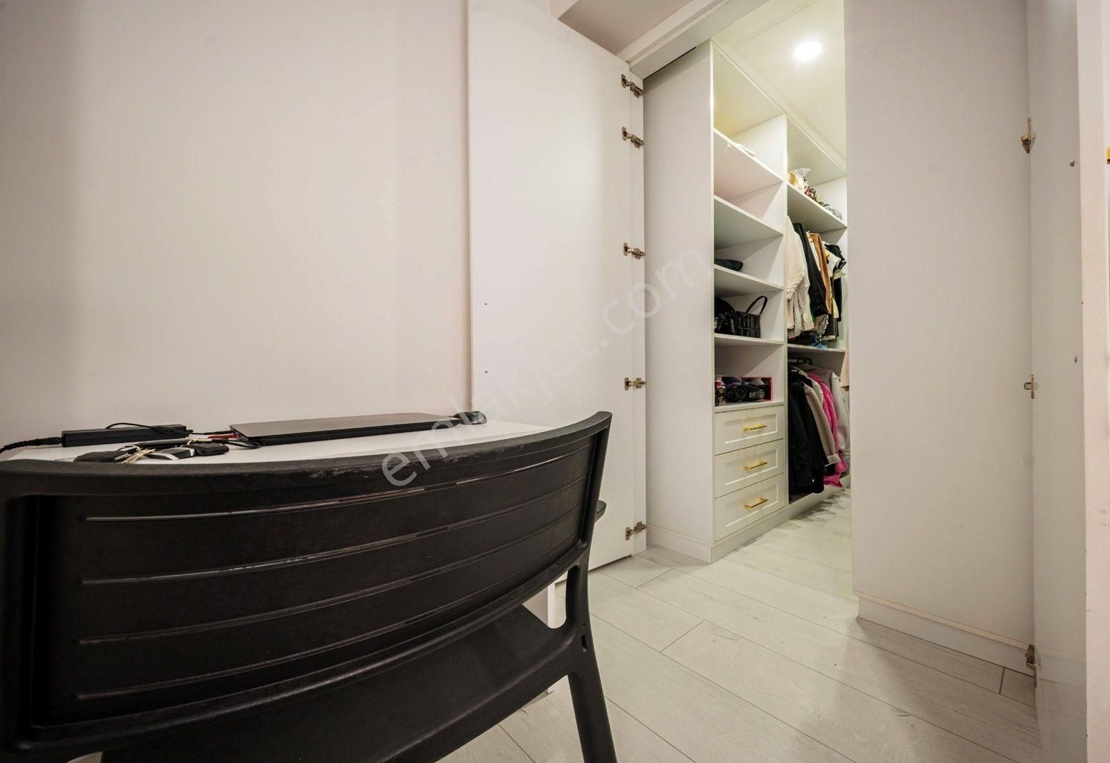 Weal World' Den B.evler Merkez De, Yeni Binada, K.otoparklı, 2+1, 90 M2, 1.kat, Lüks ... - Görsel 13