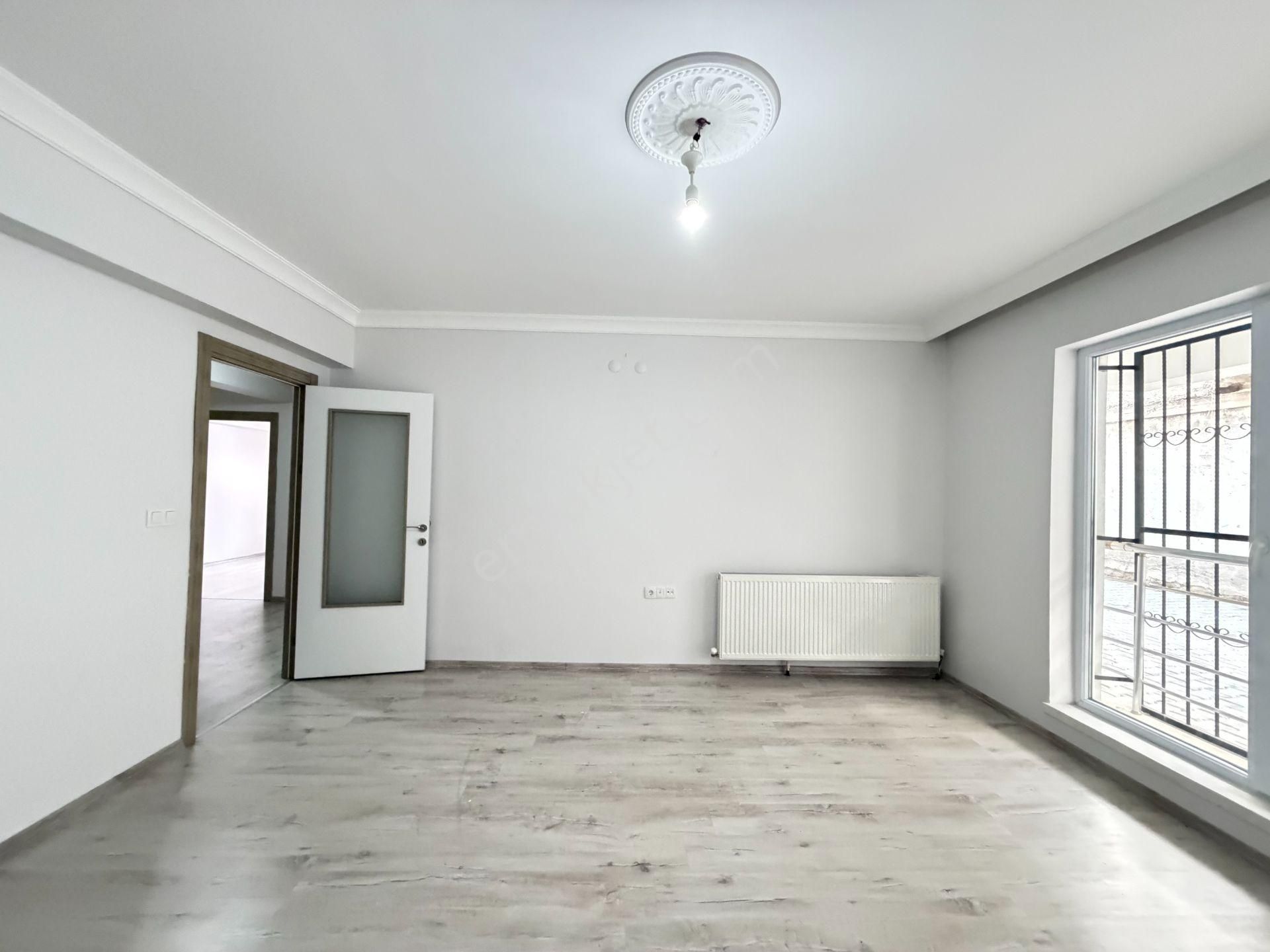 Gökçe Emlak'tan Sarayda Giysi Odalı 3+1 Full Yapı Satılık Daire - Görsel 6