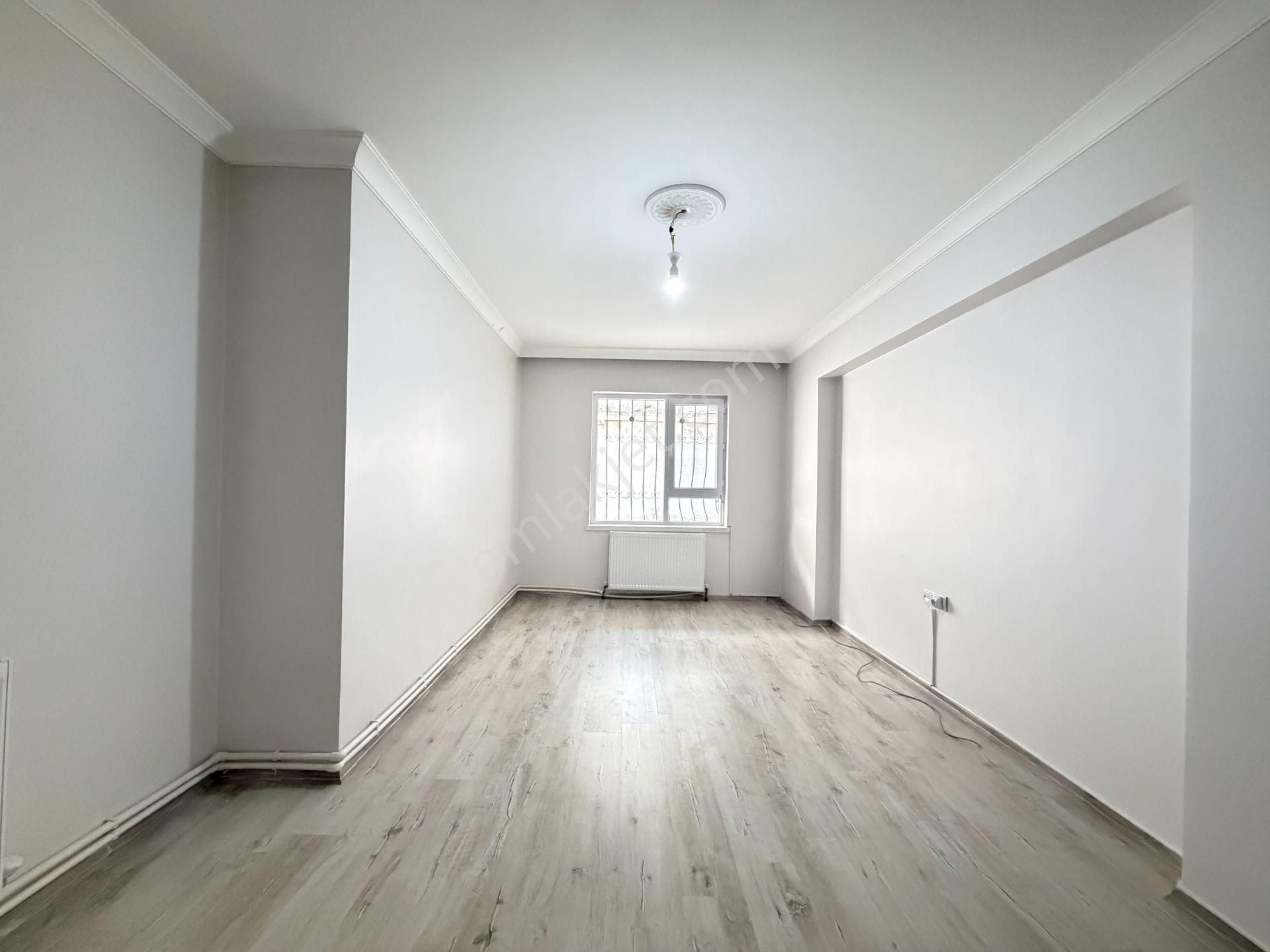 Gökçe Emlak'tan Sarayda Giysi Odalı 3+1 Full Yapı Satılık Daire - Görsel 11