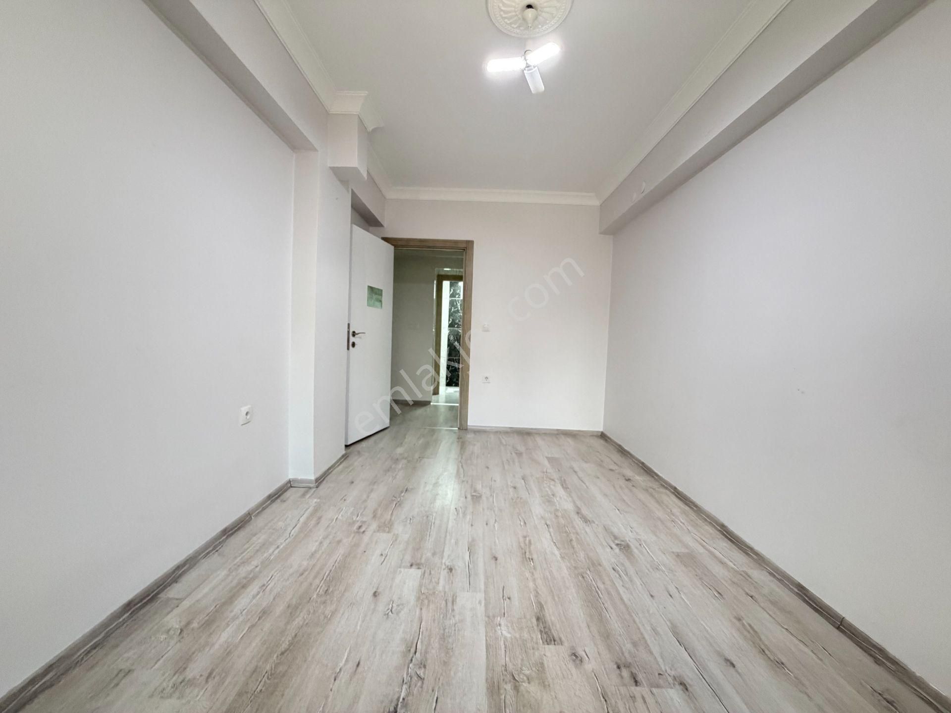 Gökçe Emlak'tan Sarayda Giysi Odalı 3+1 Full Yapı Satılık Daire - Görsel 16