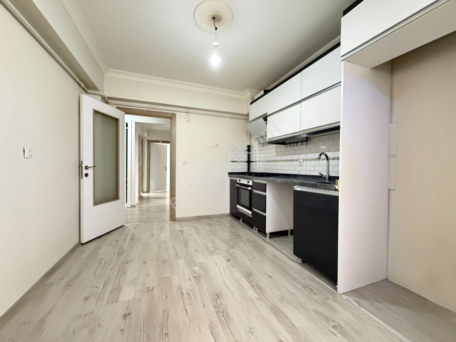 Gökçe Emlak'tan Sarayda Giysi Odalı 3+1 Full Yapı Satılık Daire - Görsel 7