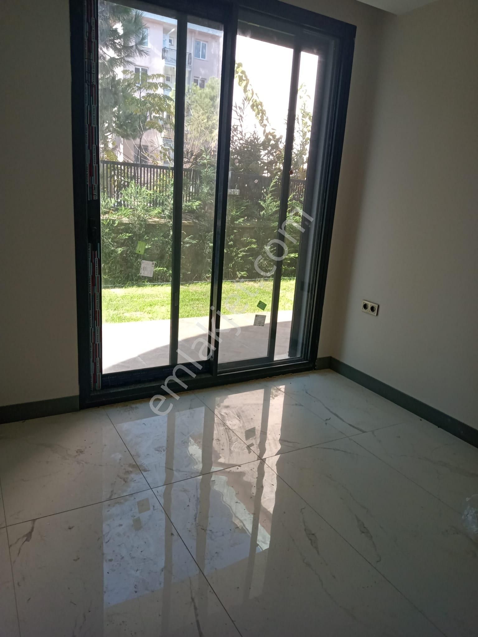 Kuşadası Kadınlar Denizinde Satılık Sıfır 2+1 Daire - Görsel 14