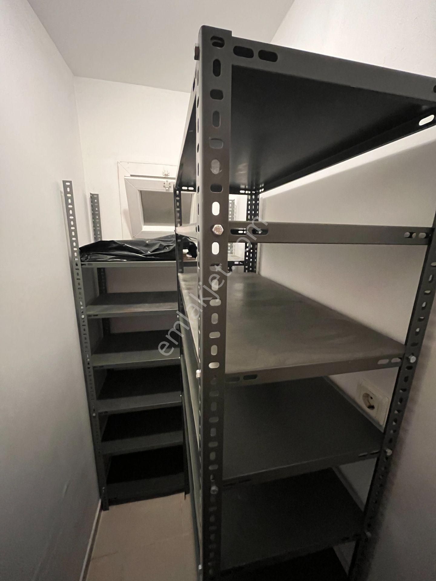 Bayraklı Sevgi Yolu Yakını Doğalgazlı Ve Ankastreli 2+1 Kiralık Daire - Görsel 32