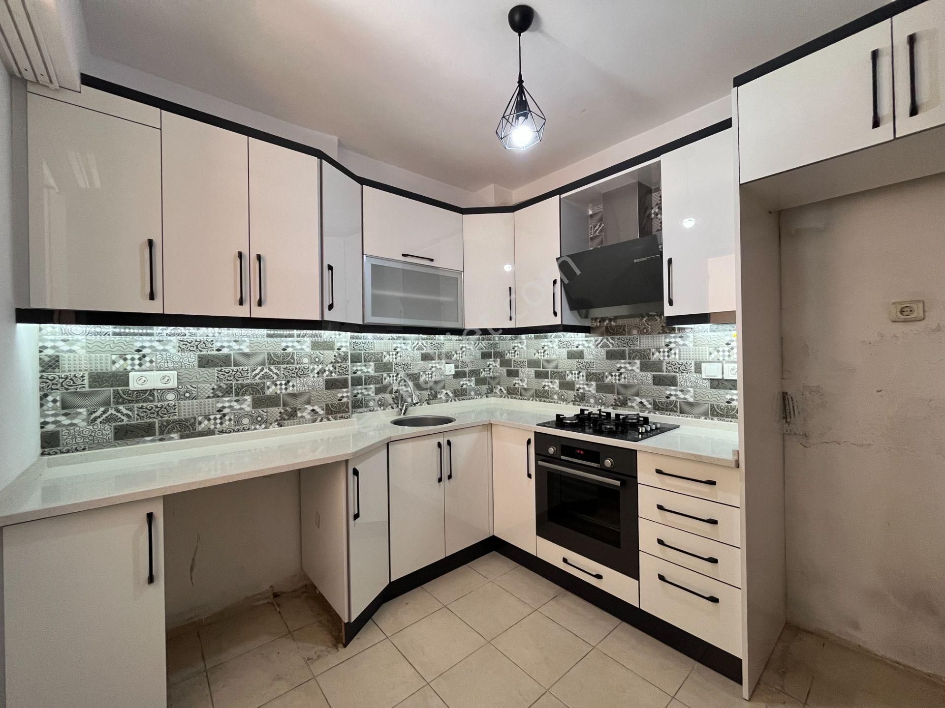 Bayraklı Sevgi Yolu Yakını Doğalgazlı Ve Ankastreli 2+1 Kiralık Daire - Görsel 12