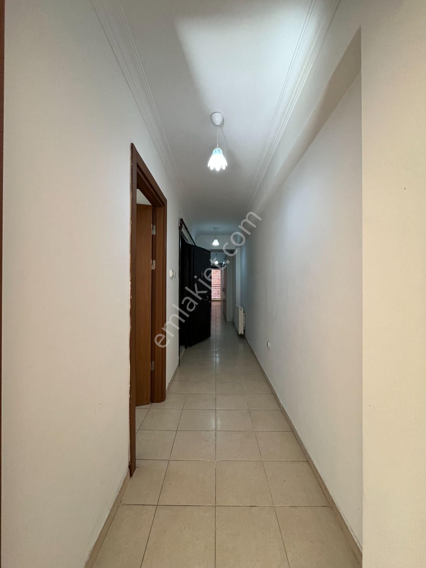 Bayraklı Sevgi Yolu Yakını Doğalgazlı Ve Ankastreli 2+1 Kiralık Daire - Görsel 18