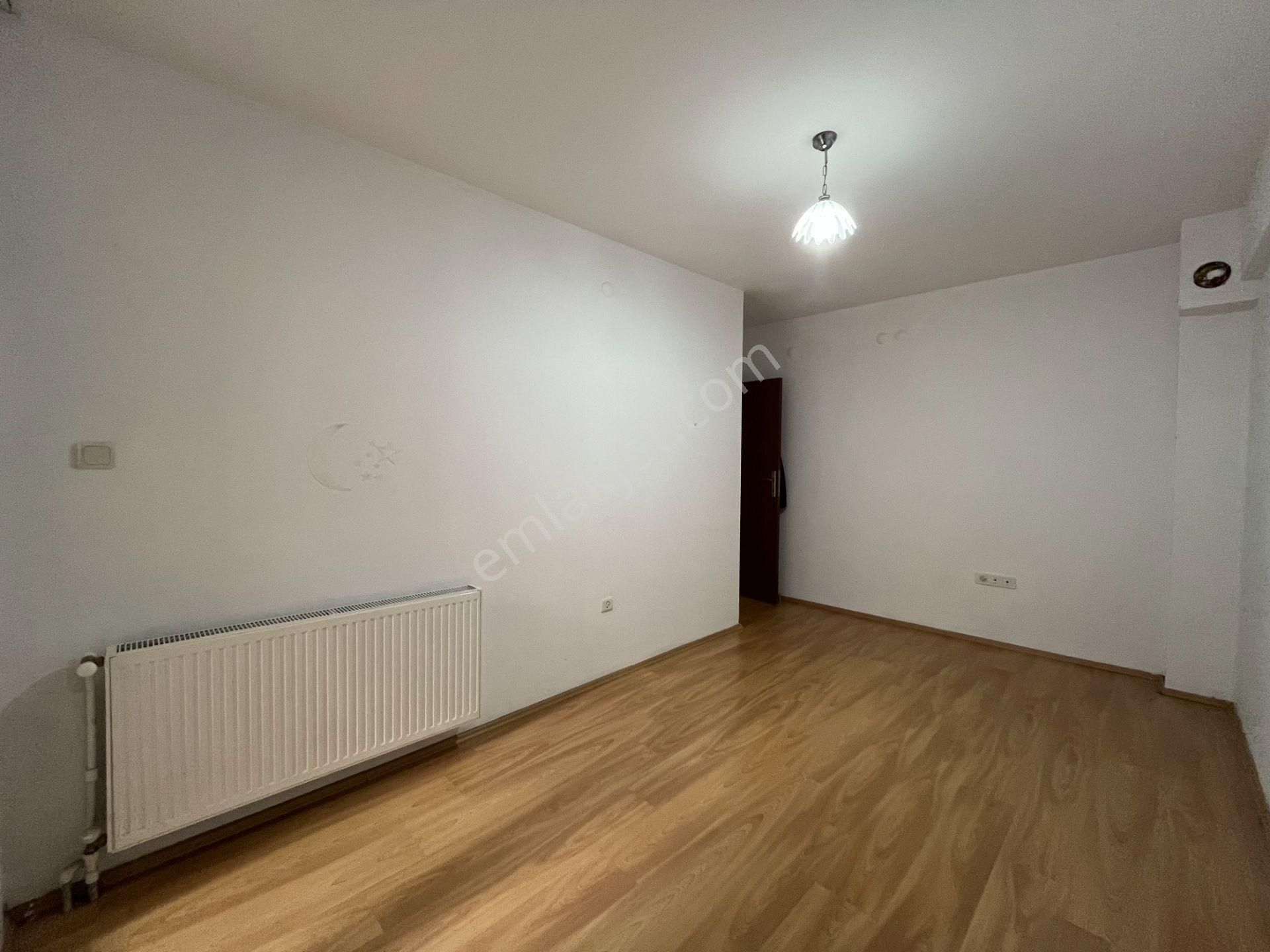 Bayraklı Sevgi Yolu Yakını Doğalgazlı Ve Ankastreli 2+1 Kiralık Daire - Görsel 23
