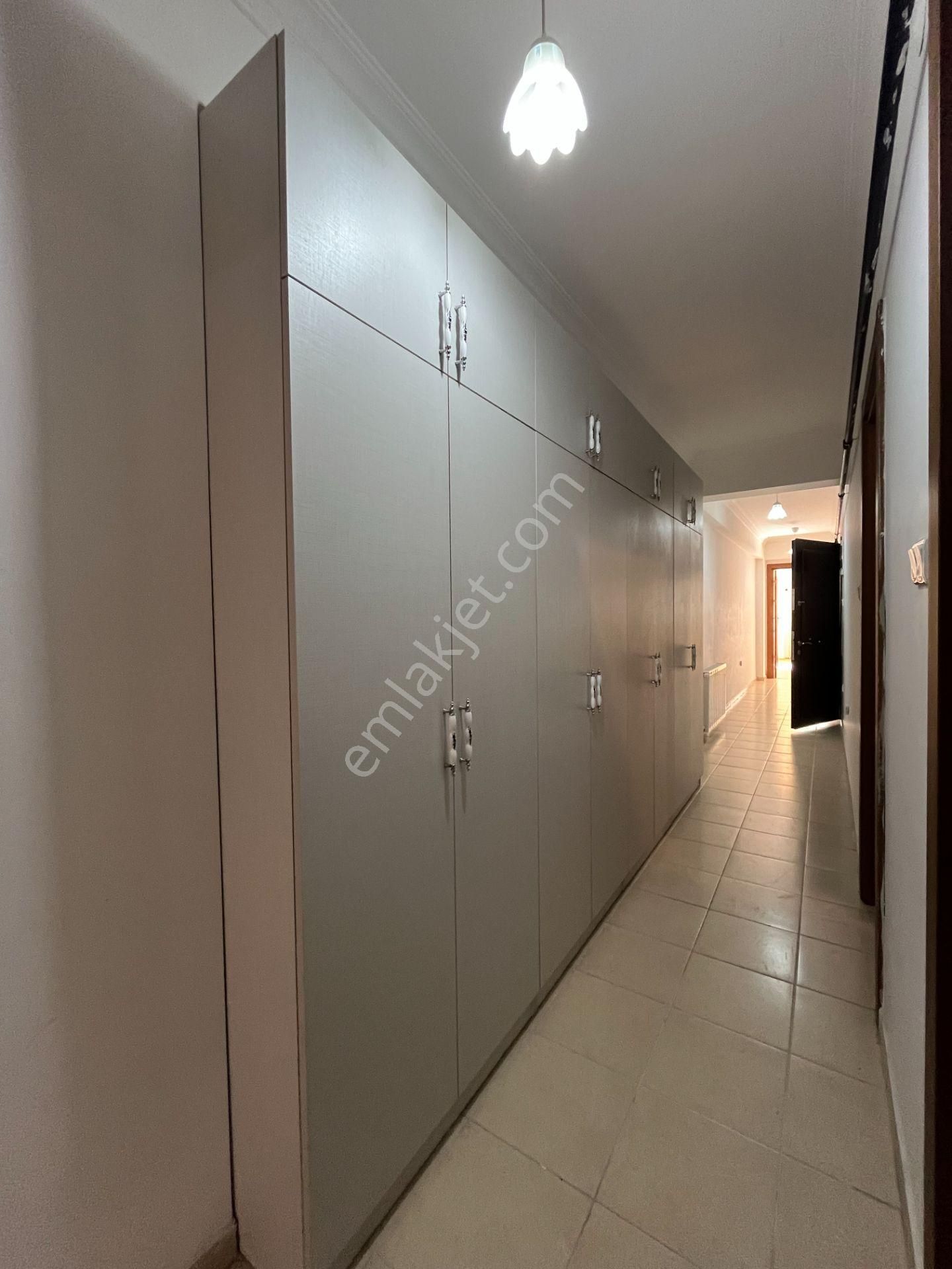 Bayraklı Sevgi Yolu Yakını Doğalgazlı Ve Ankastreli 2+1 Kiralık Daire - Görsel 13