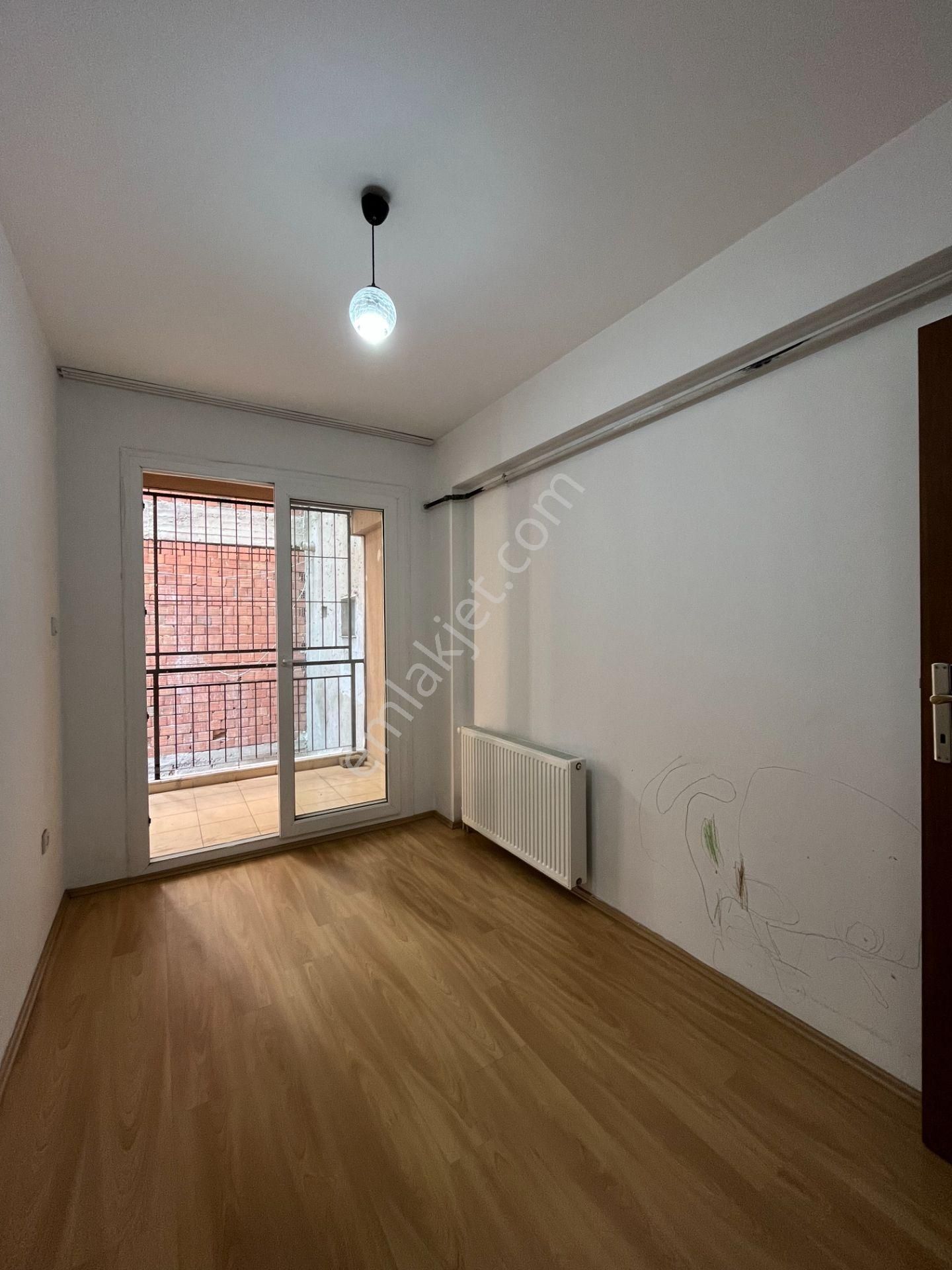 Bayraklı Sevgi Yolu Yakını Doğalgazlı Ve Ankastreli 2+1 Kiralık Daire - Görsel 31
