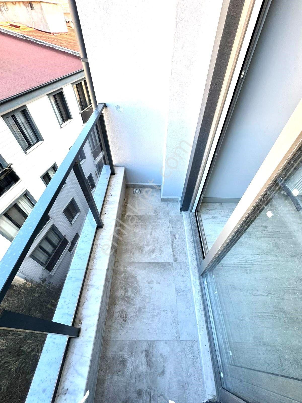 Edremit Merkez'de Aygülden Ön Cephe Sıfır Doğalgazlı Ebeveyn Banyolu Asansörlü Acil2+1 Satılık Daire - Görsel 31