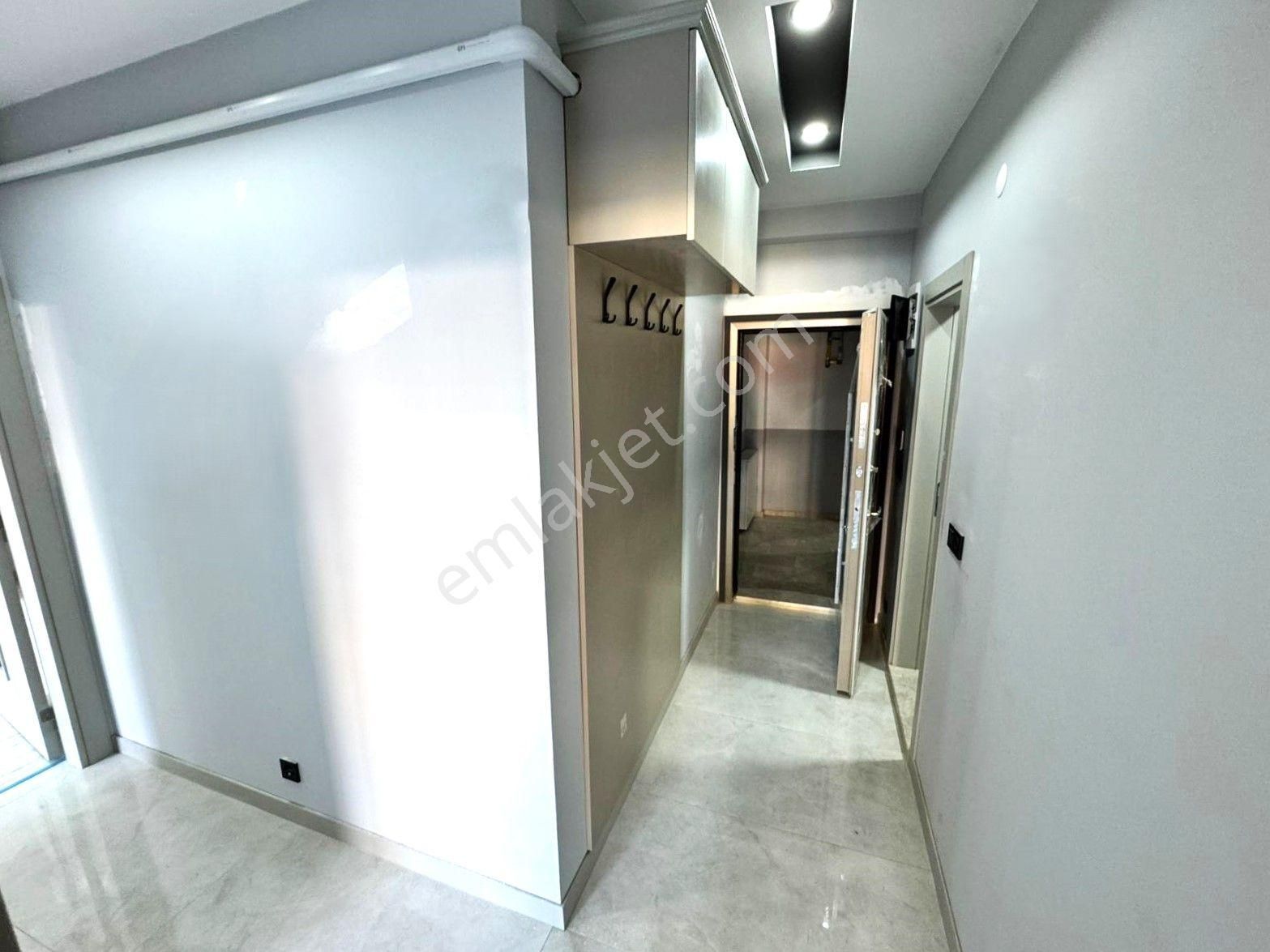 Edremit Merkez'de Aygülden Ön Cephe Sıfır Doğalgazlı Ebeveyn Banyolu Asansörlü Acil2+1 Satılık Daire - Görsel 21