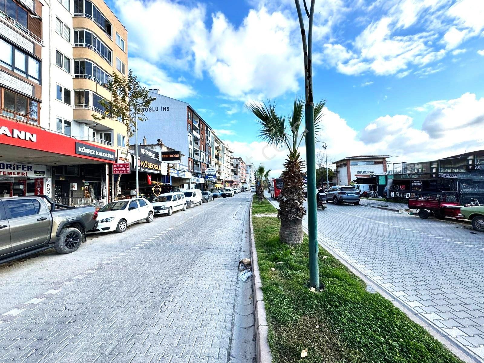 Edremit Merkez'de Aygülden Ön Cephe Sıfır Doğalgazlı Ebeveyn Banyolu Asansörlü Acil2+1 Satılık Daire - Görsel 35