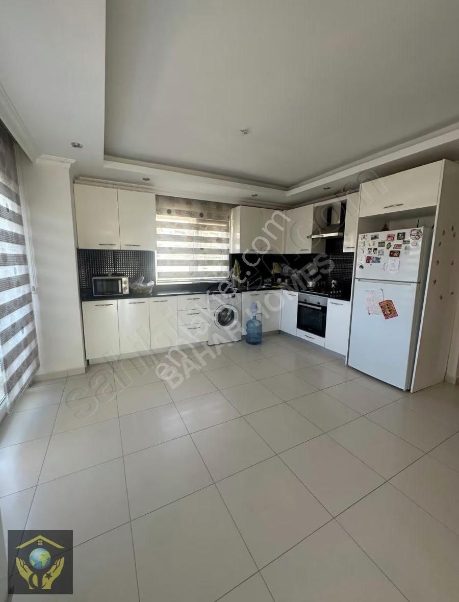 200 M2 3+1 Çok Geniş Ferah Denizde Plyajı Var Firsat Yatırımlık - Görsel 6
