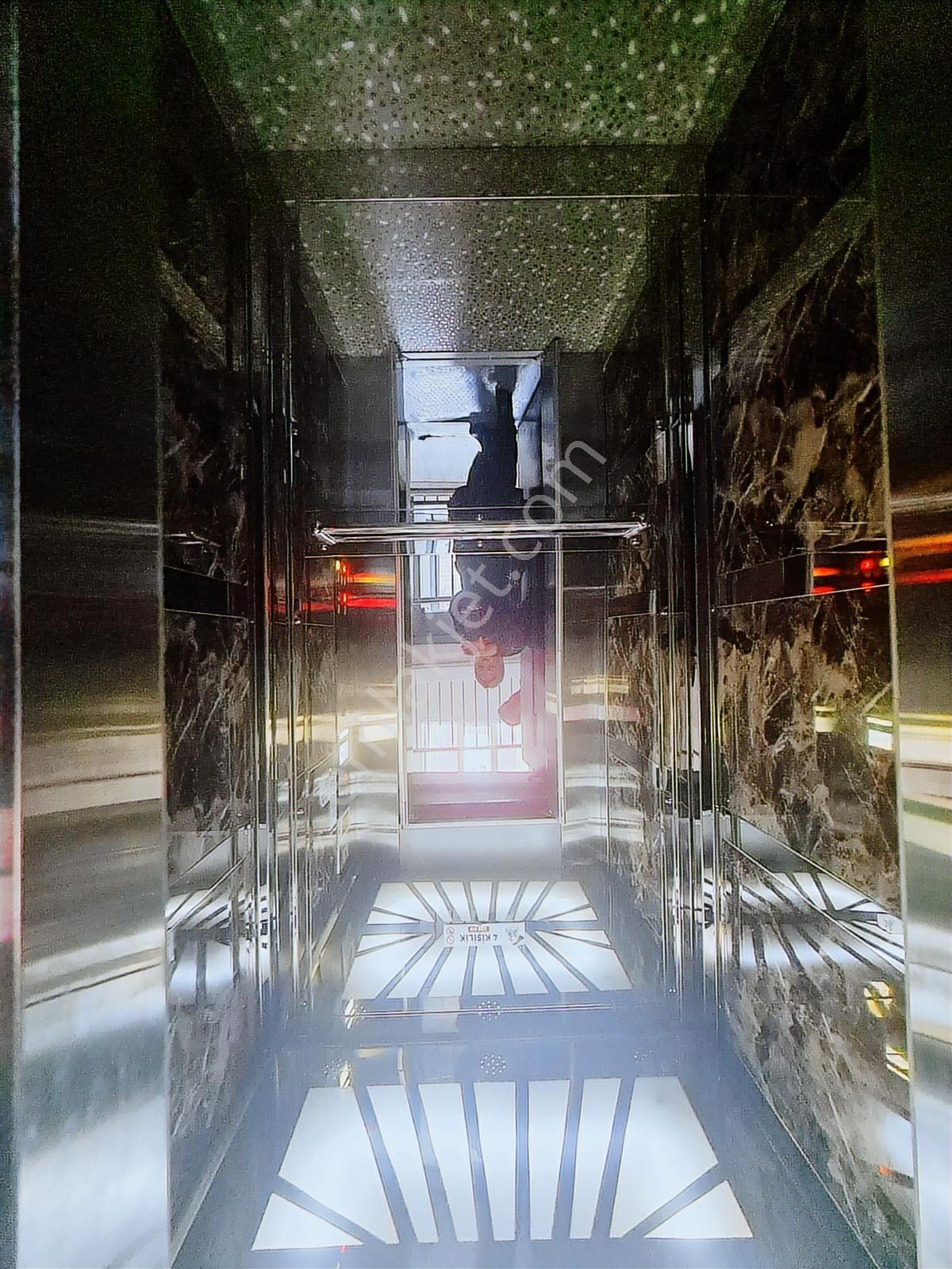 Oğuzlar Mh. Merkezi Konumda Asansörlü Sitede Ara Kat Daire - Görsel 6