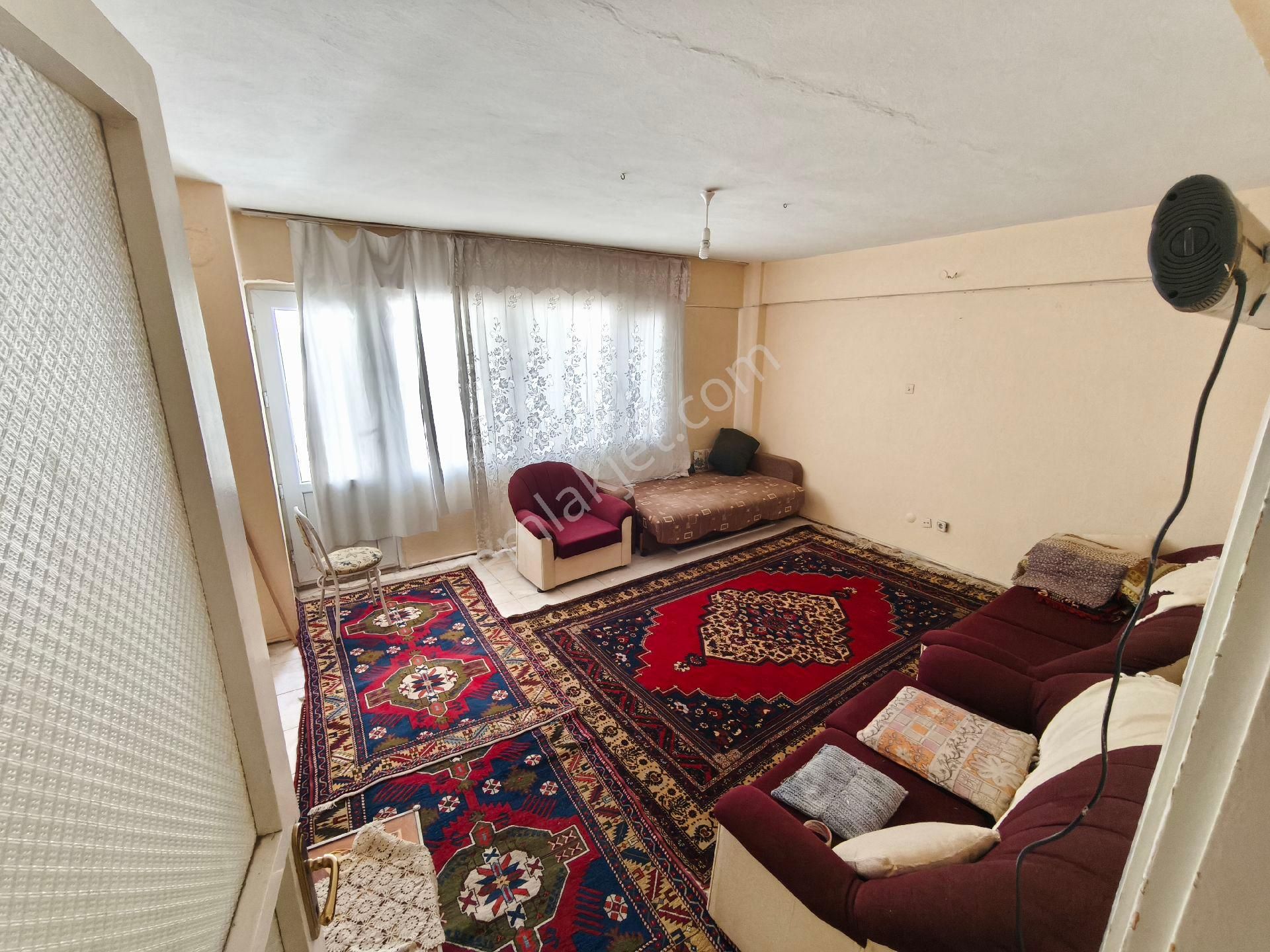 Yeşilyurt Hastanesi Ve Ordu Caddesi Yakını 2+1 90m² Arakat Doğalgaz Kapıda Fırsat Daire - Görsel 15