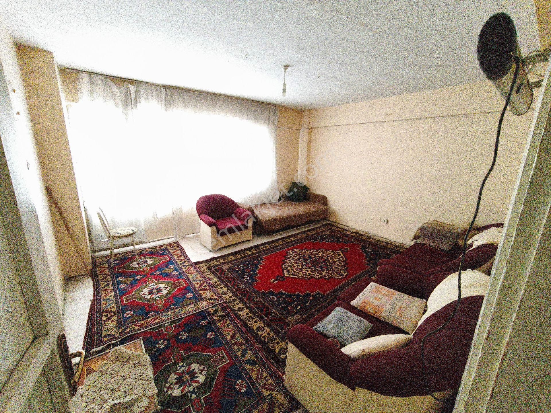 Yeşilyurt Hastanesi Ve Ordu Caddesi Yakını 2+1 90m² Arakat Doğalgaz Kapıda Fırsat Daire - Görsel 2