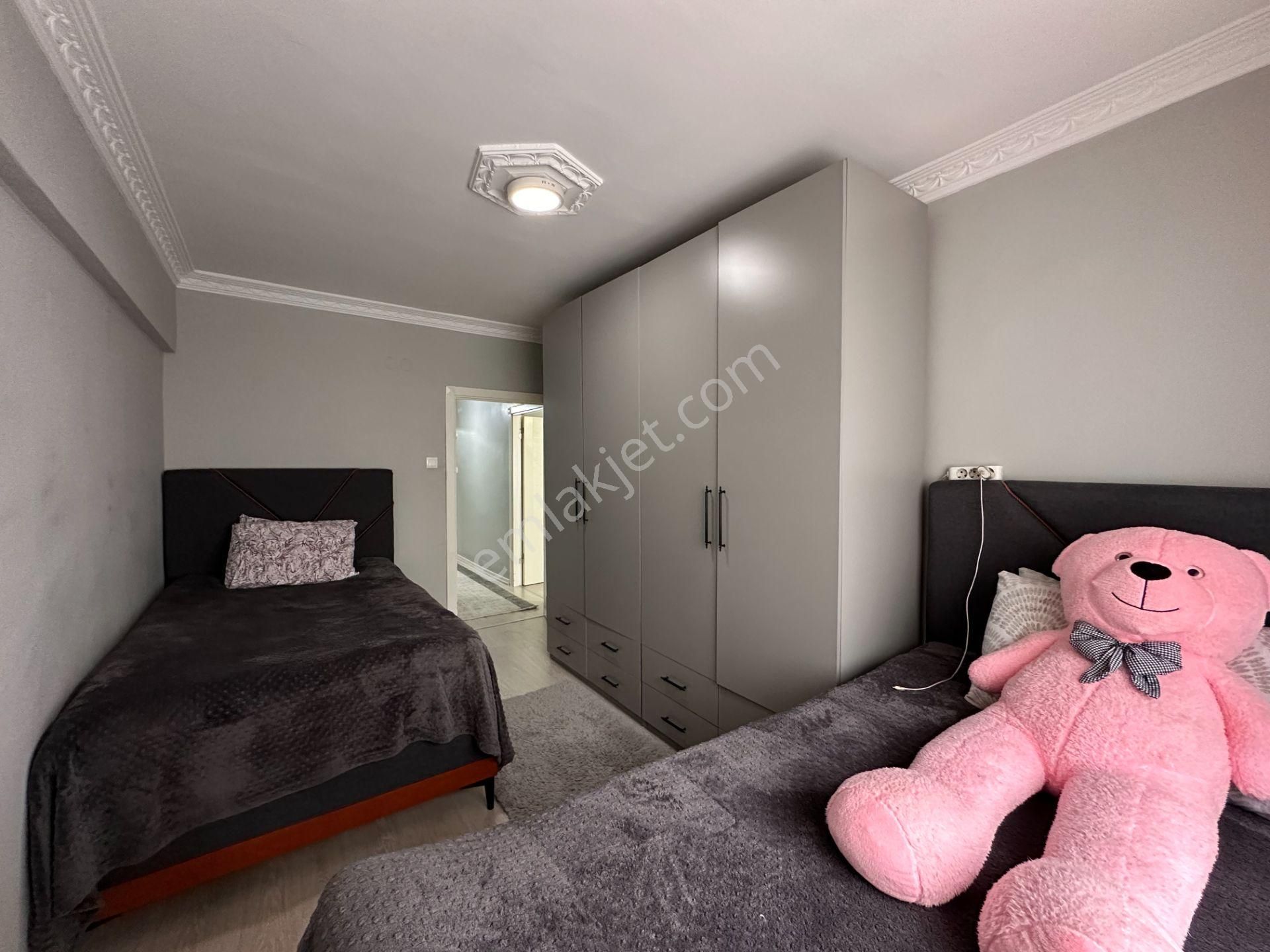 Pursaklar Mehmet Zengin Emlak'tan Asansörlü Ful Yapılı 3.kat 3+1 Daire - Görsel 10