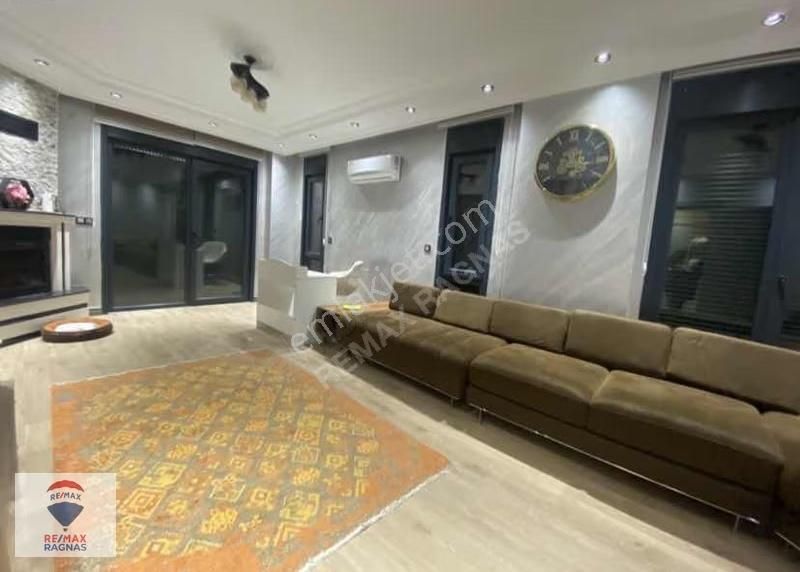 Şile Ahmetli' De Seçkin Konumda 4+1 Satılık Havuzlu Villa - Görsel 14