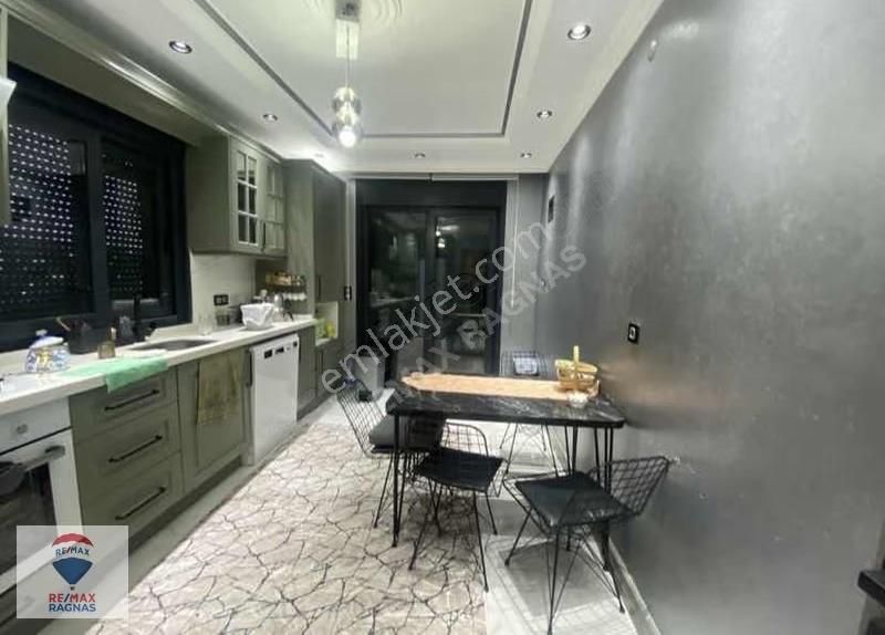 Şile Ahmetli' De Seçkin Konumda 4+1 Satılık Havuzlu Villa - Görsel 4