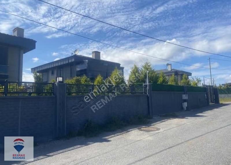 Şile Ahmetli' De Seçkin Konumda 4+1 Satılık Havuzlu Villa - Görsel 17