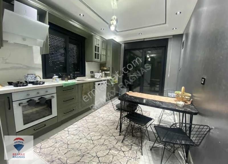 Şile Ahmetli' De Seçkin Konumda 4+1 Satılık Havuzlu Villa - Görsel 31